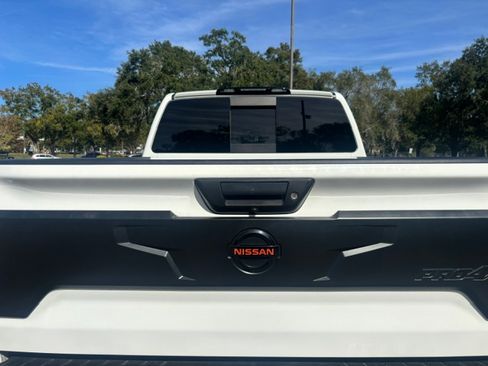 Used 2021 Nissan Titan PRO-4X w/ Pro-4x Convenience Package AWD/4WD image 2