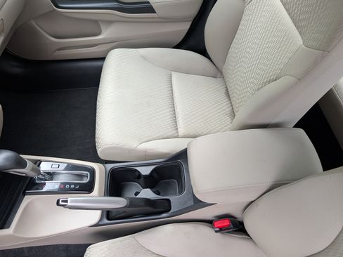 Used 2015 Honda Civic SE image 12