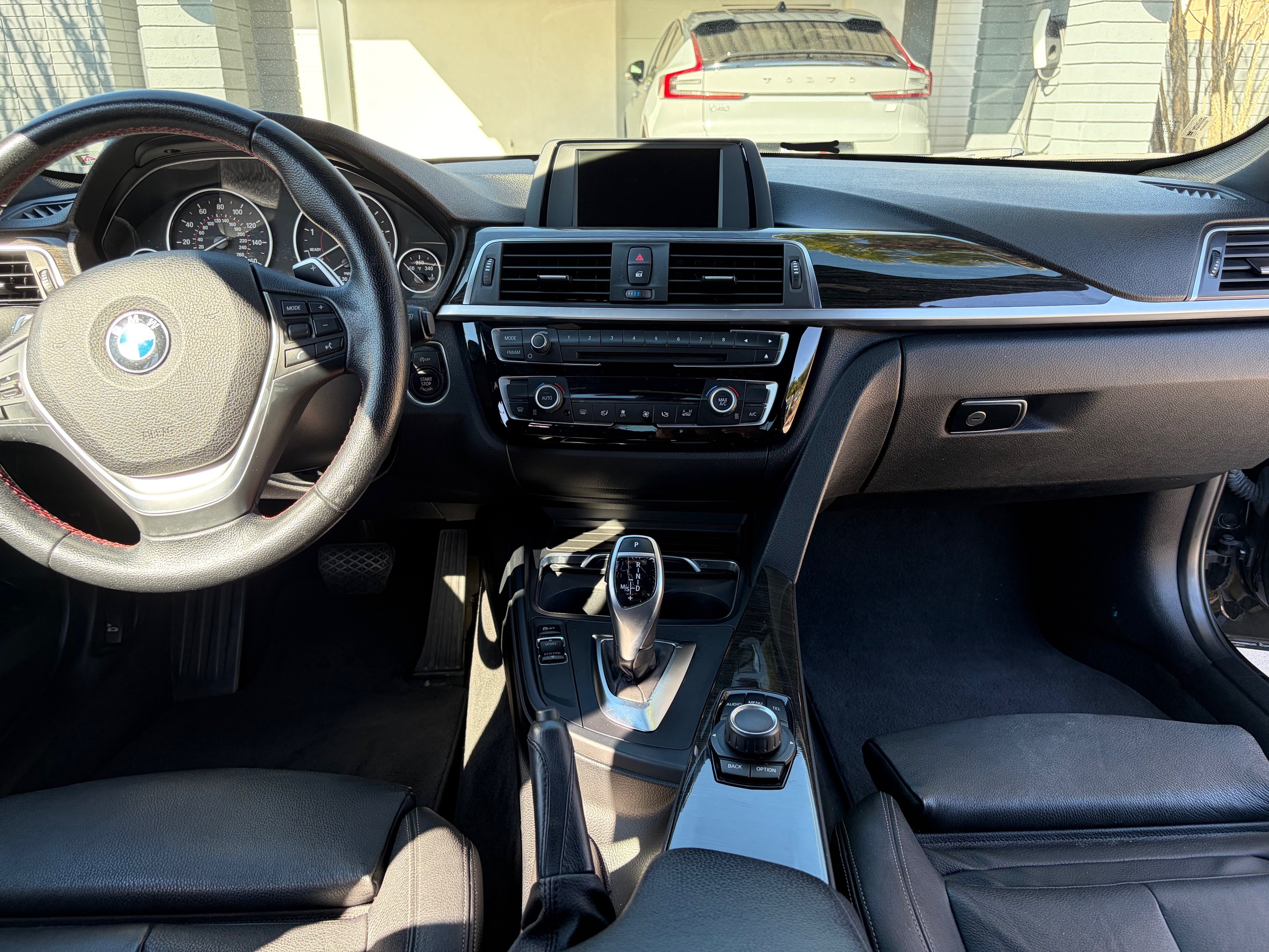 Used 2016 BMW 328i Sedan RWD image 12
