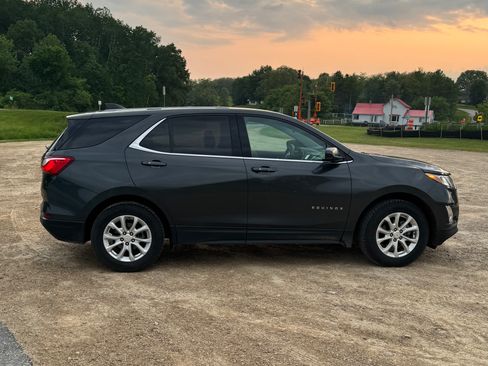 Used 2019 Chevrolet Equinox LT image 4