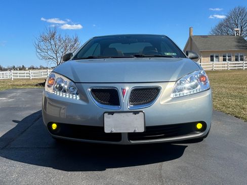 Used 2007 Pontiac G6 GT w/ Sport Package image 2