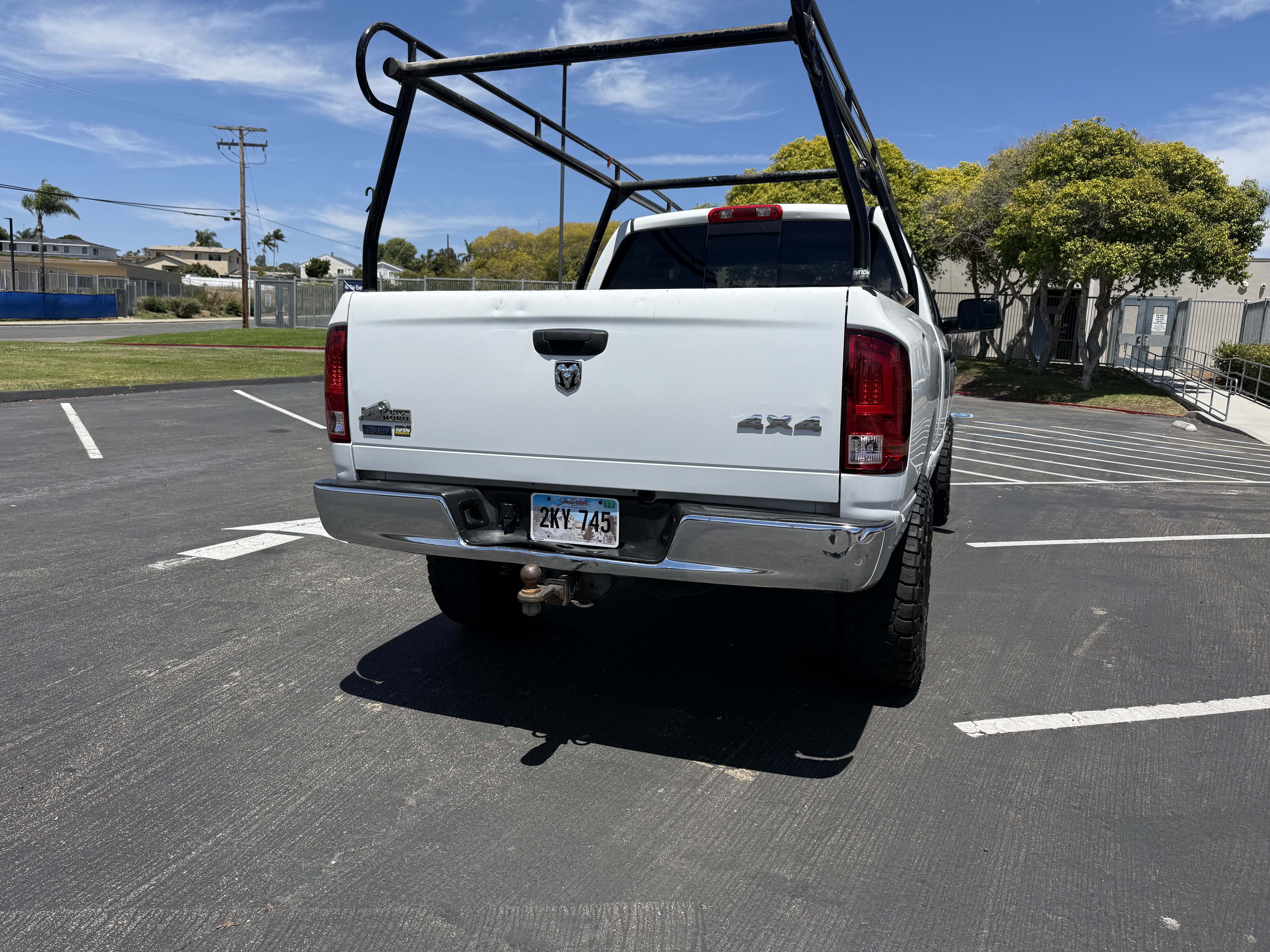 Used 2008 Dodge Ram 2500 Truck SLT w/ Trailer Tow Group AWD/4WD image 2