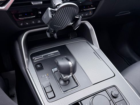 Used 2025 MAZDA CX-70 Plug-In Hybrid w/ Premium Plus image 20