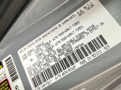 Used 2021 Toyota Tacoma TRD Sport w/ TRD Premium Sport Package image 25