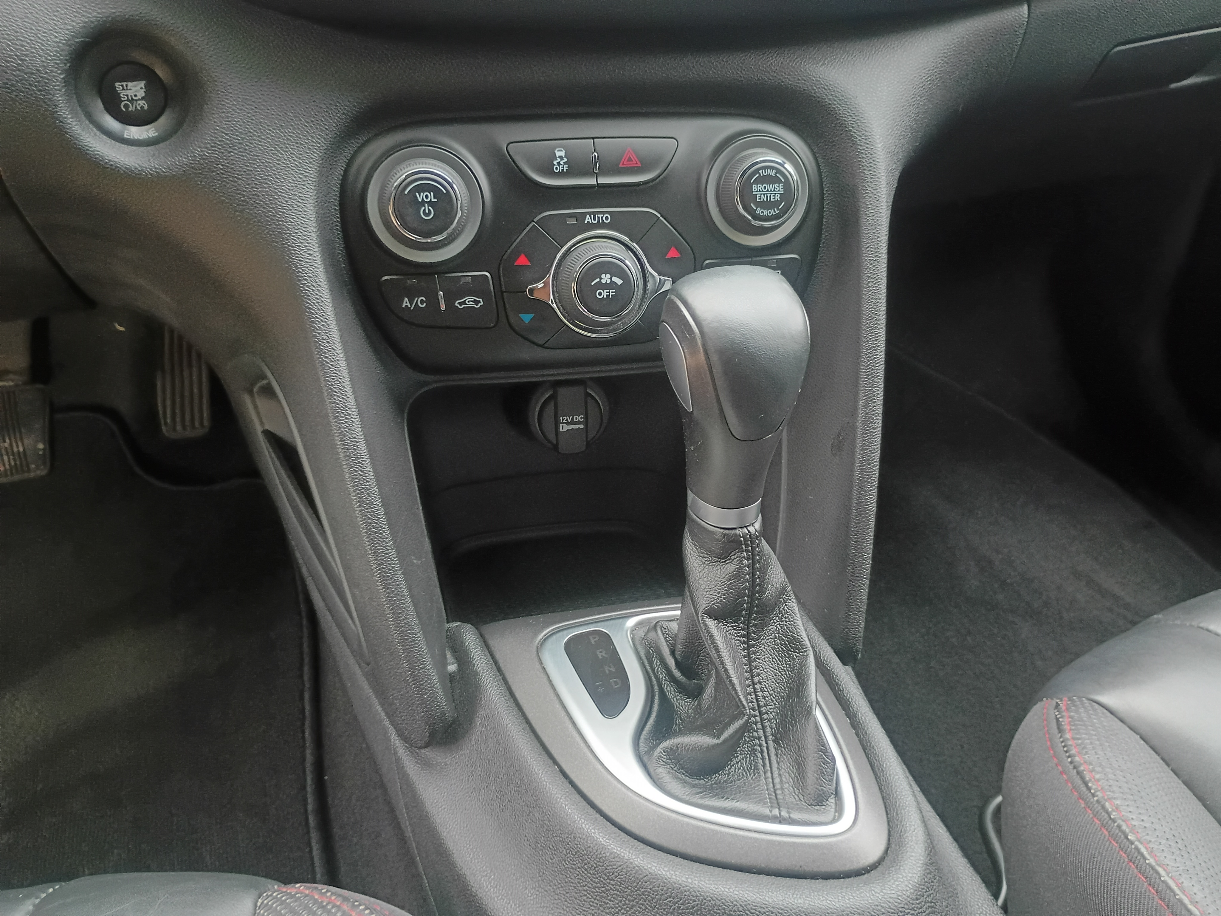 Used 2014 Dodge Dart GT w/ Technology Group FWD image 28