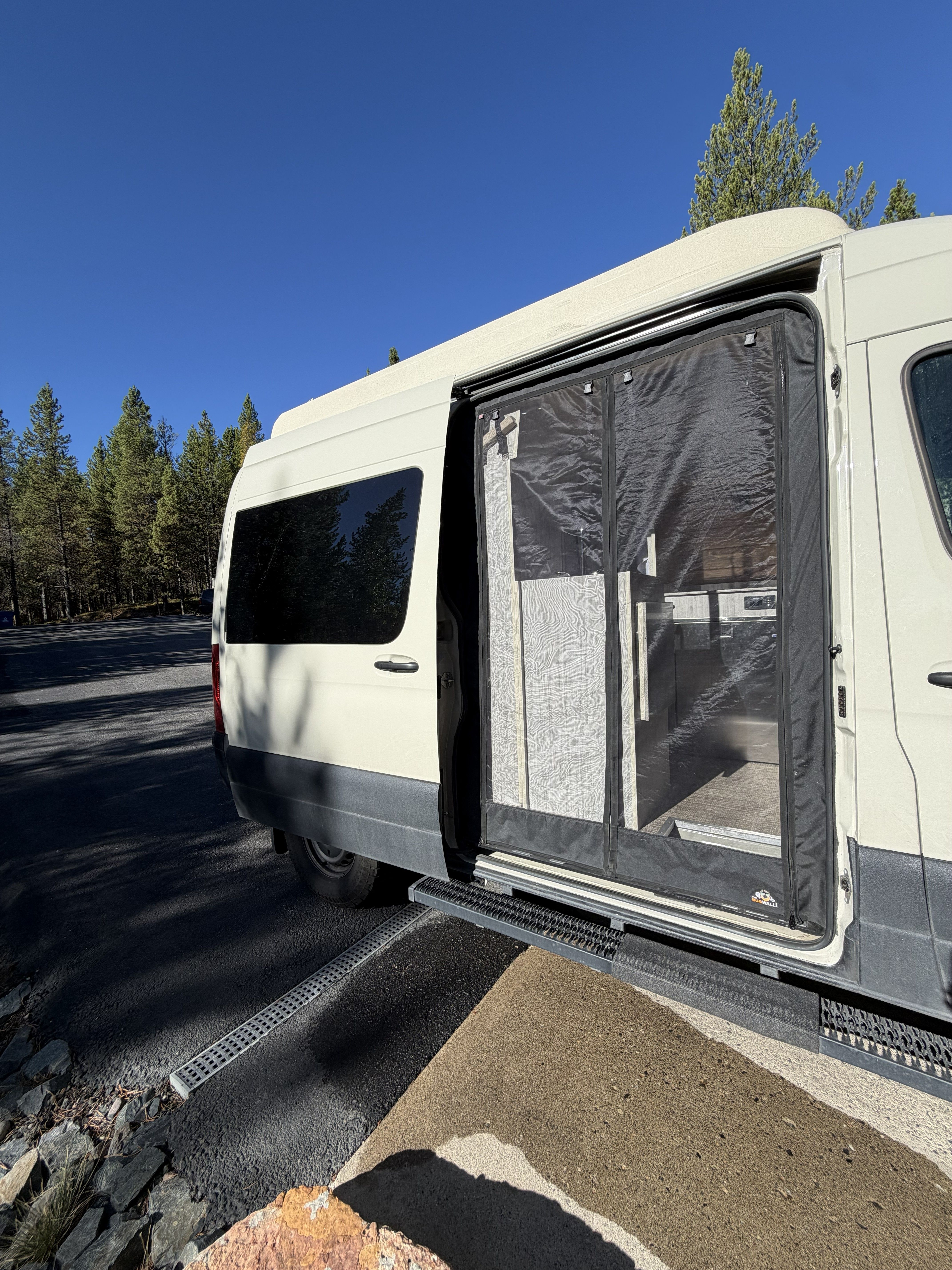 Used 2021 Mercedes-Benz Sprinter 1500 image 15