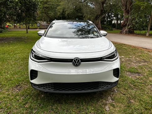 Used 2021 Volkswagen ID.4 Pro S image 4