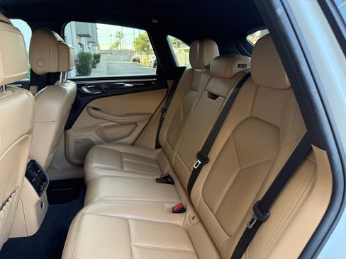 Used 2017 Porsche Macan S image 13