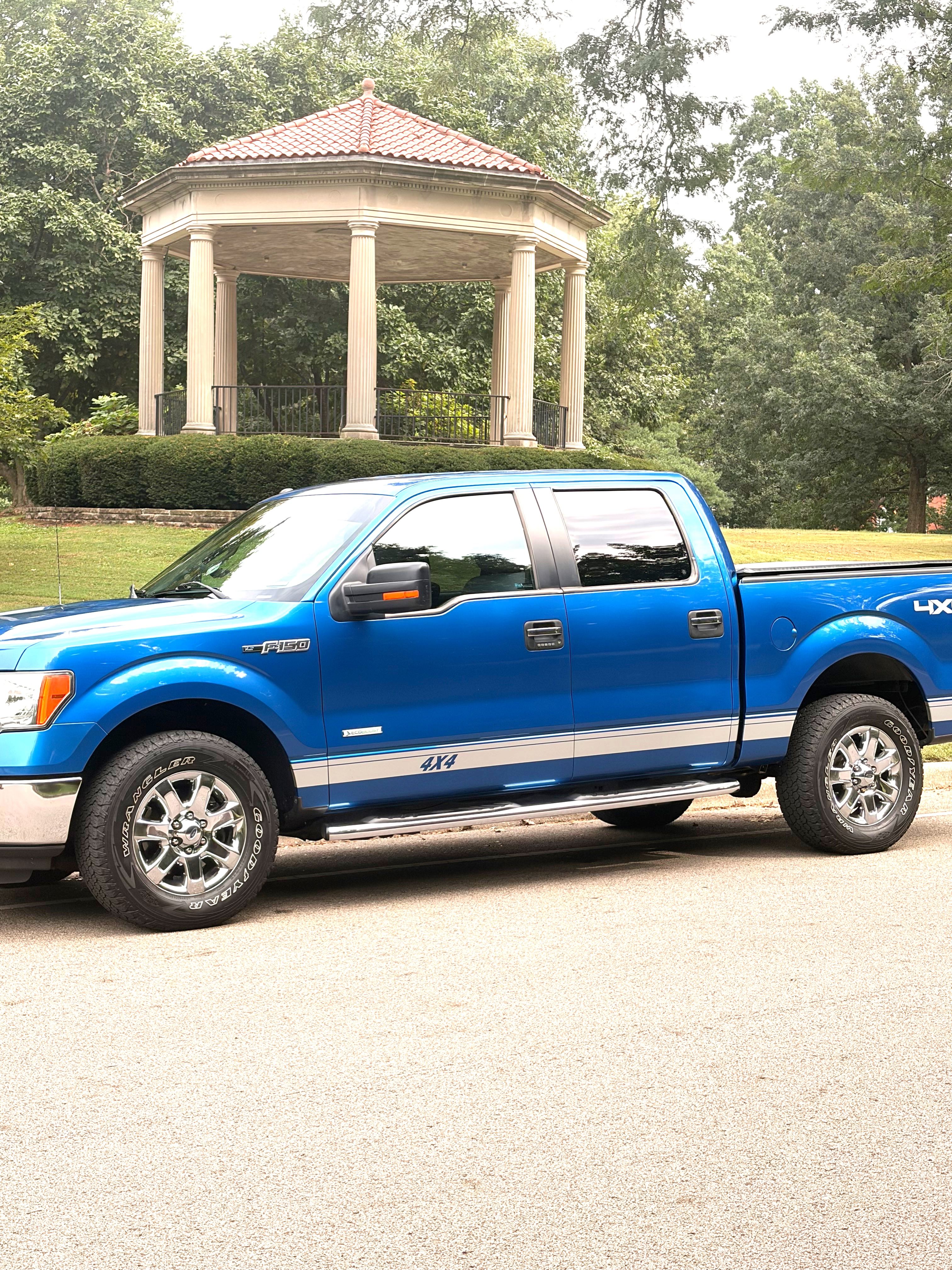 Used 2013 Ford F150 XLT w/ XLT Chrome Pkg AWD/4WD image 1