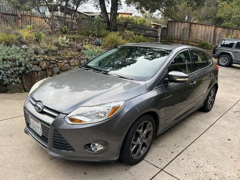 Used 2013 Ford Focus SE image 4