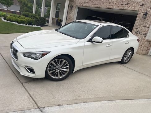 Used 2023 INFINITI Q50 Luxe w/ Cargo Package RWD image 11