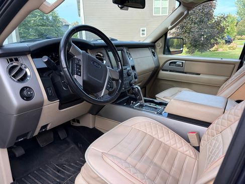 Used 2015 Ford Expedition Max Limited AWD/4WD image 8
