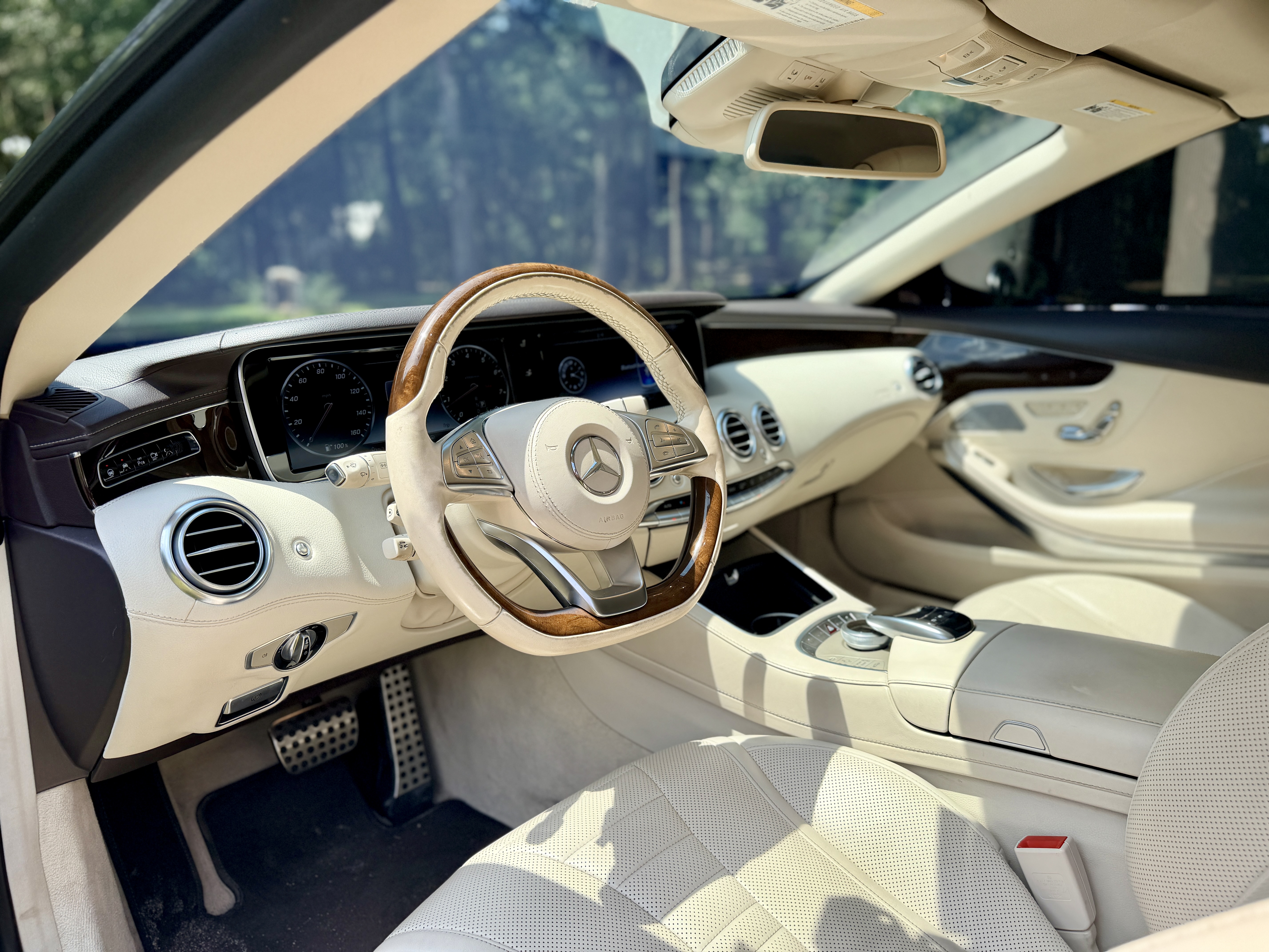 Used 2017 Mercedes-Benz S 550 Cabriolet image 4