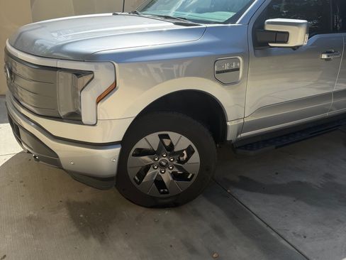 Used 2023 Ford F150 Lightning Lariat w/ Equipment Group 511A High image 13