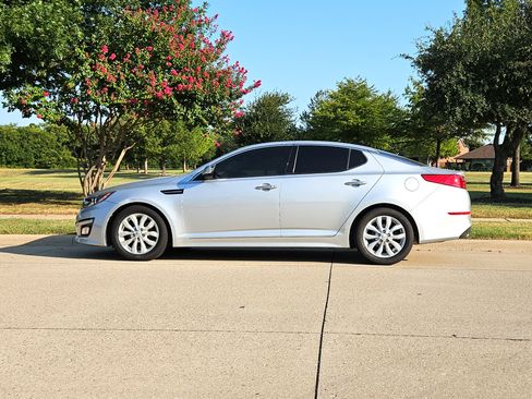 Used 2015 Kia Optima EX w/ EX Premium Package FWD image 9