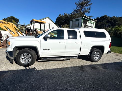 Used 2015 GMC Sierra 1500 SLE w/ SLE Value Package image 1
