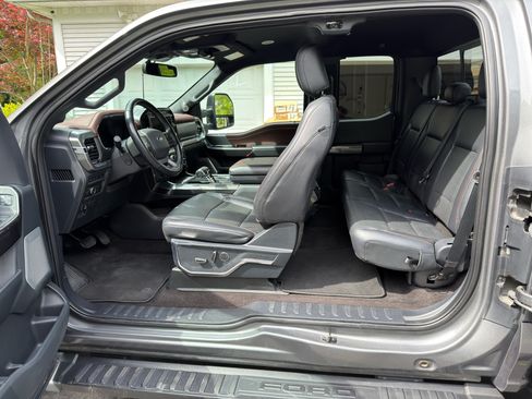 Used 2021 Ford F150 Lariat w/ Equipment Group 502A High AWD/4WD image 15