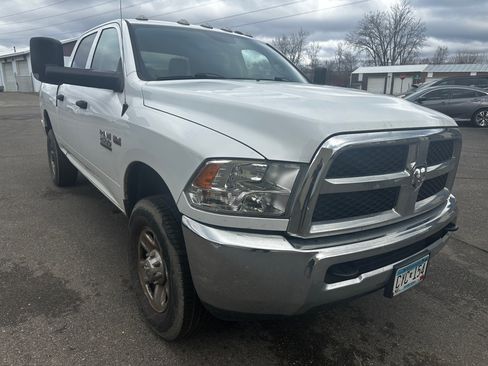 Used 2018 RAM 2500 Tradesman w/ Chrome Appearance Group image 9