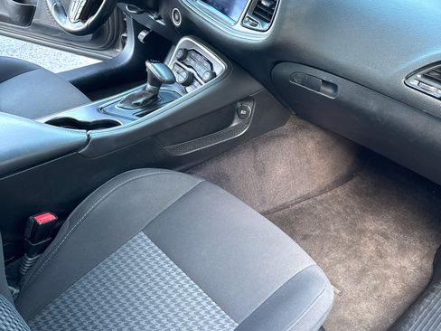 Used 2017 Dodge Challenger R/T w/ Quick Order Package 28P T/A image 10