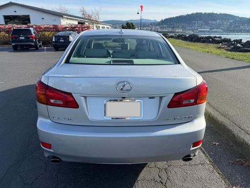 Used 2008 Lexus IS 250 250 Sport Sedan 4D w/ Luxury Pkg image 10
