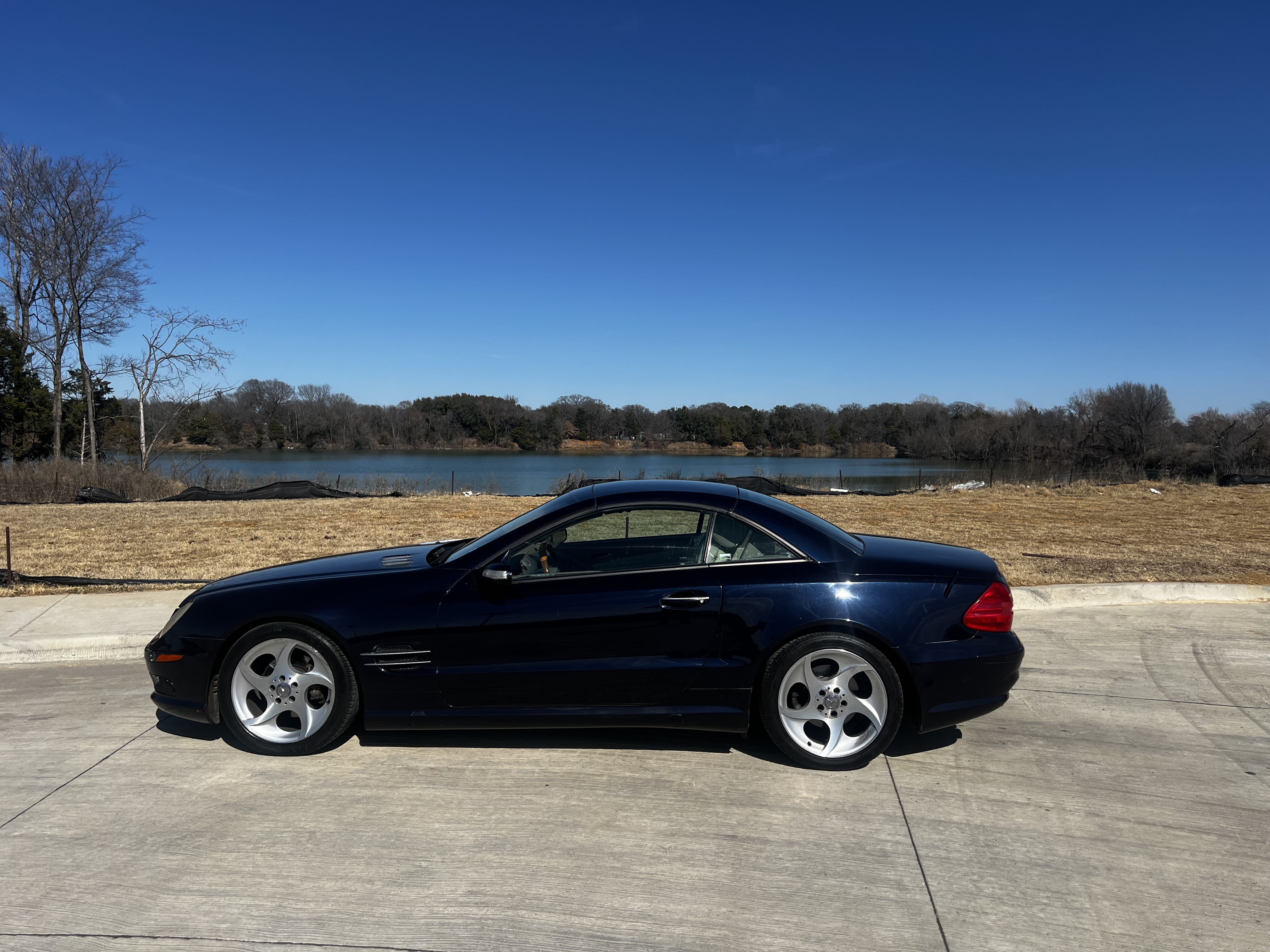 Used 2004 Mercedes-Benz SL 500 image 2
