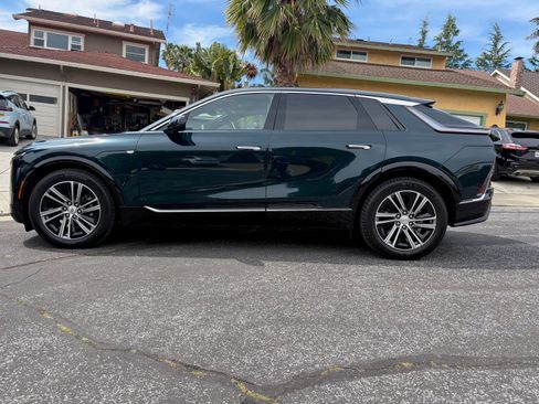 Used 2024 Cadillac Lyriq Luxury w/ LPO, Floor Liner Package image 5