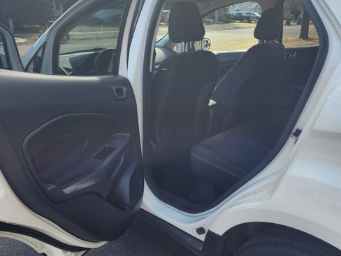 Used 2018 Ford EcoSport SE w/ SE Cold Weather Package image 6