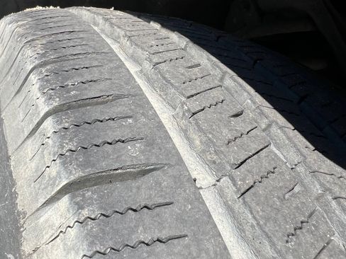 Used 2014 Ford E-350 and Econoline 350 XLT image 12