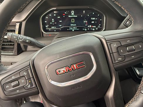 Used 2024 GMC Sierra 2500 AT4 w/ AT4 Premium Plus Package image 22