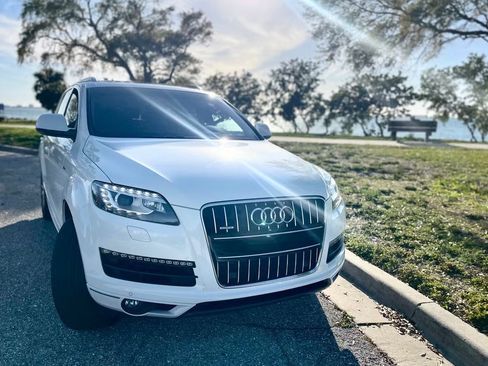 Used 2015 Audi Q7 3.0T Premium Plus w/ Premium Plus Package image 4