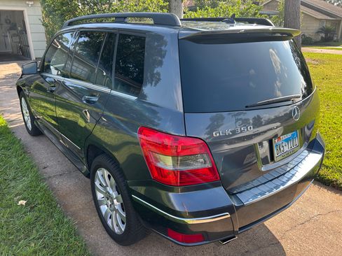Used 2010 Mercedes-Benz GLK 350 2WD image 2