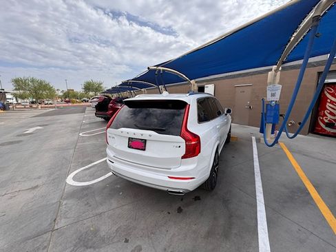Used 2020 Volvo XC90 T6 Momentum w/ Protection Package Premier AWD/4WD image 14