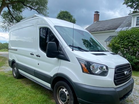 Used 2018 Ford Transit 150 130 Medium Roof image 1