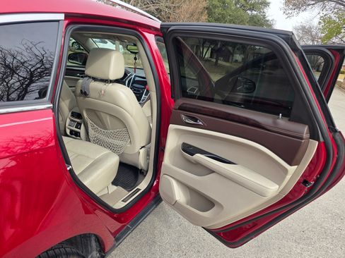 Used 2016 Cadillac SRX Premium w/ Driver Assist Package image 9