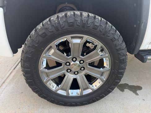 Used 2017 GMC Sierra 1500 Denali w/ Denali Ultimate Package image 12