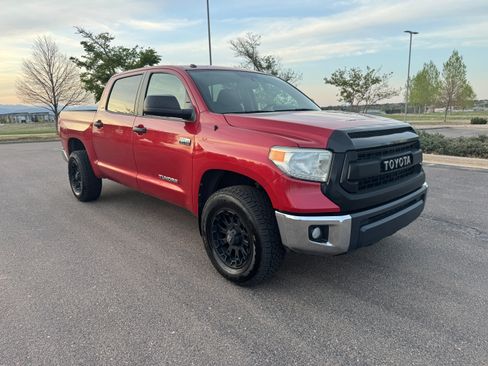 Used 2014 Toyota Tundra SR5 w/ SR5 Upgrade Package image 1
