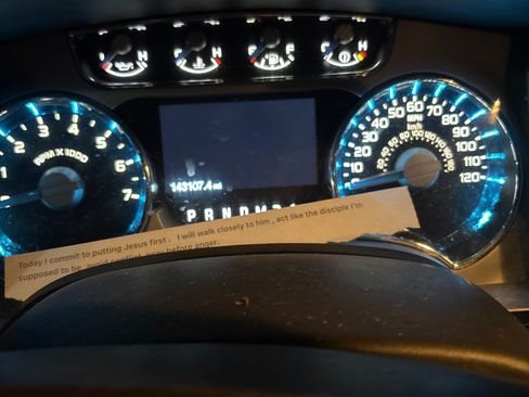 Used 2014 Ford F150 Platinum image 12