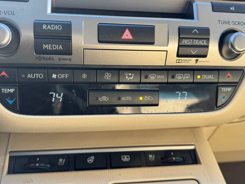Used 2015 Lexus ES 350 w/ Luxury Package image 14
