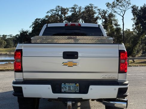 Used 2015 Chevrolet Silverado 2500 High Country w/ Duramax Plus Package image 6