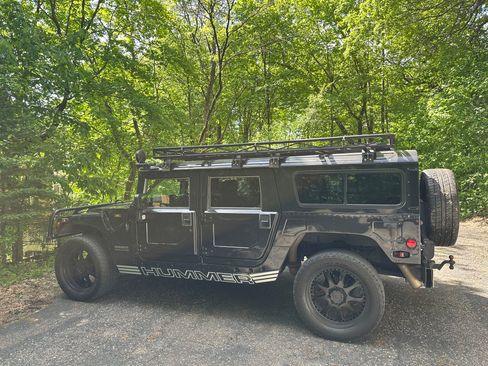 Used 1999 HUMMER H1 4-Door Wagon image 4