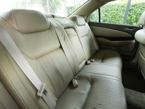 Used 2001 Acura TL FWD image 28