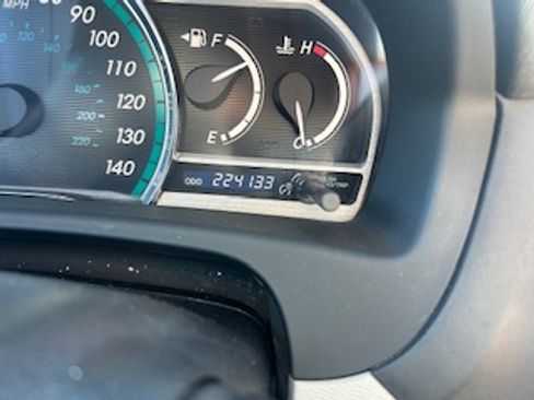 Used 2010 Toyota Venza image 13