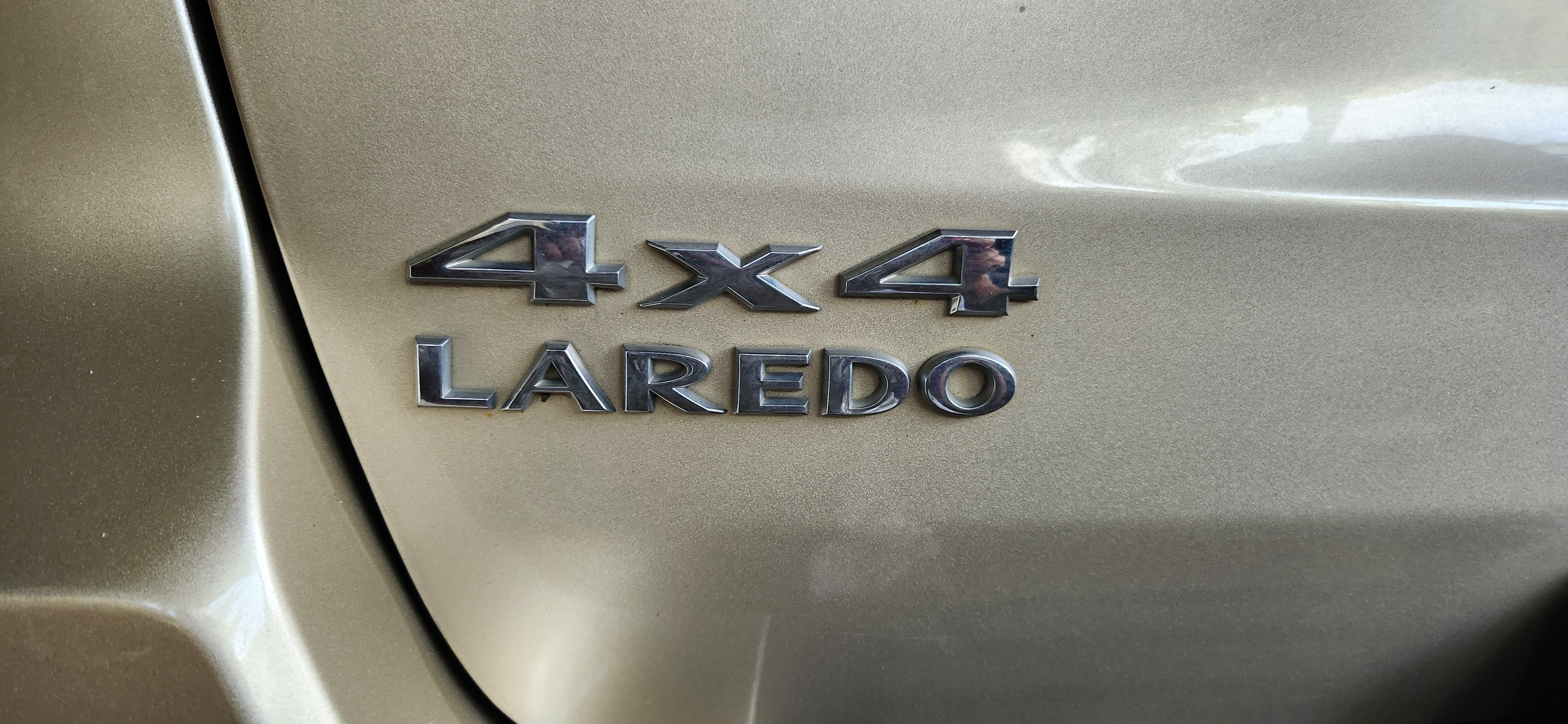Used 2011 Jeep Grand Cherokee Laredo AWD/4WD image 14