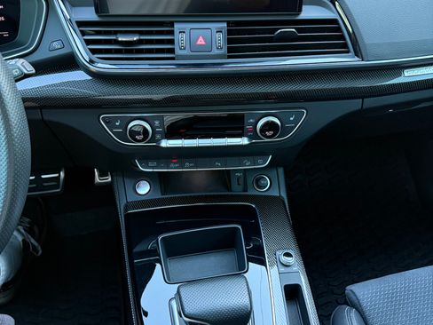 Used 2022 Audi SQ5 Premium Plus w/ Premium Plus Package image 6