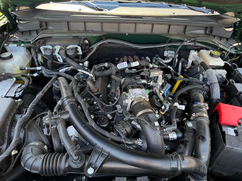 Used 2022 Ford Bronco Wildtrak image 14