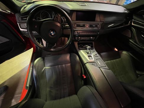 Used 2013 BMW M5 Sedan 4D image 9