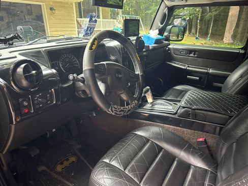 Used 2007 HUMMER H2 image 11