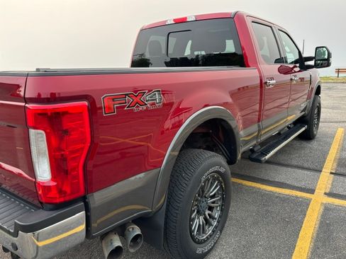Used 2019 Ford F350 Lariat w/ Lariat Ultimate Package AWD/4WD image 8