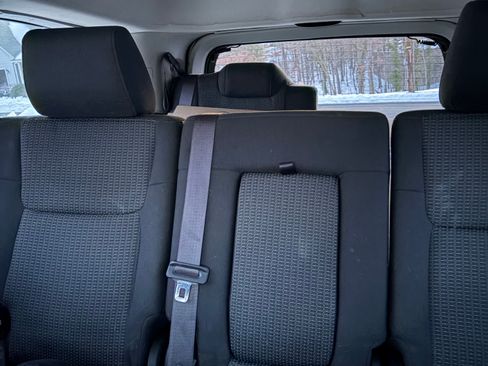 Used 2008 Jeep Commander Sport image 5