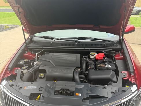 Used 2015 Lincoln MKS AWD w/ Equipment Group 201A image 17